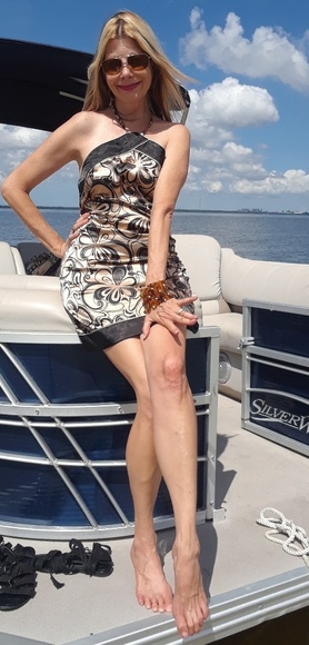 AXARA Paris Sexy Gold halter dress size 8 - Picture 3 of 4